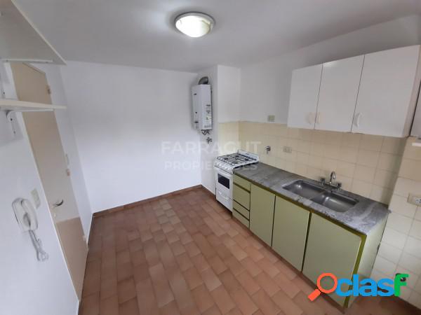 Departamento de 1 dormitorio en venta. Bv Oroño /