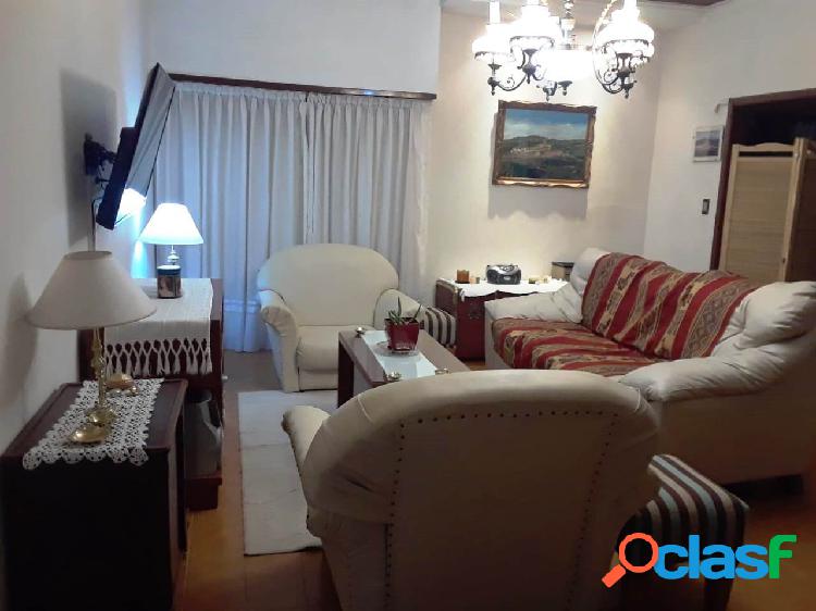 EXCELENTE CHALET EN ZONA III