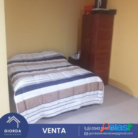 VENDE: Departamento monoambiente, calle Rioja casi Colon