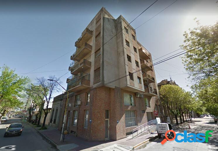 VENTA DE DEPARTAMENTO CÉNTRICO CALLE 25 Y 28