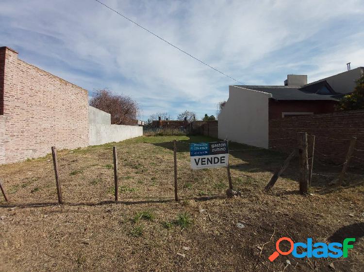 VENTA DE LOTE EN CALLE 105 E/ 22 Y 24