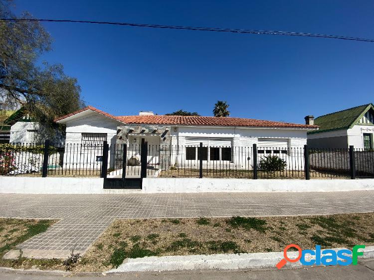 CASA EN VENTA EN ALTA GRACIA