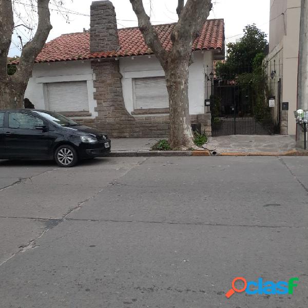 DOS CHALETS DE 3 AMB. C/U - PROPIEDAD EN BLOCK - PLAZA MITRE