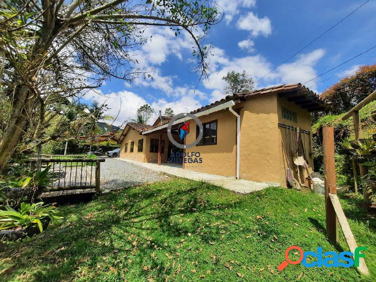 Casa campestre en el Retiro para la venta 4006