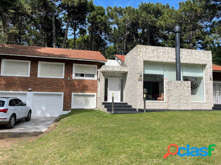 Pinamar venta de casa en Jilguero