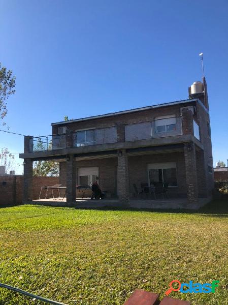 Se vende casa en Puerto general San Martin tierra de sueños