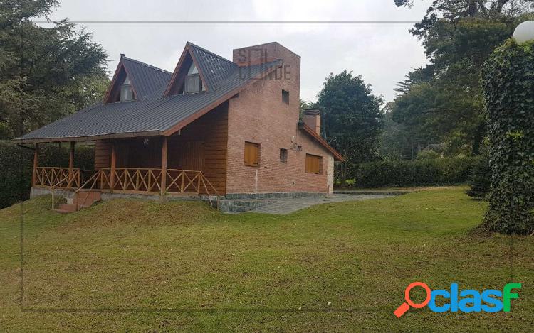 Sierra de los Padres. venta Chalet 5 ambientes.