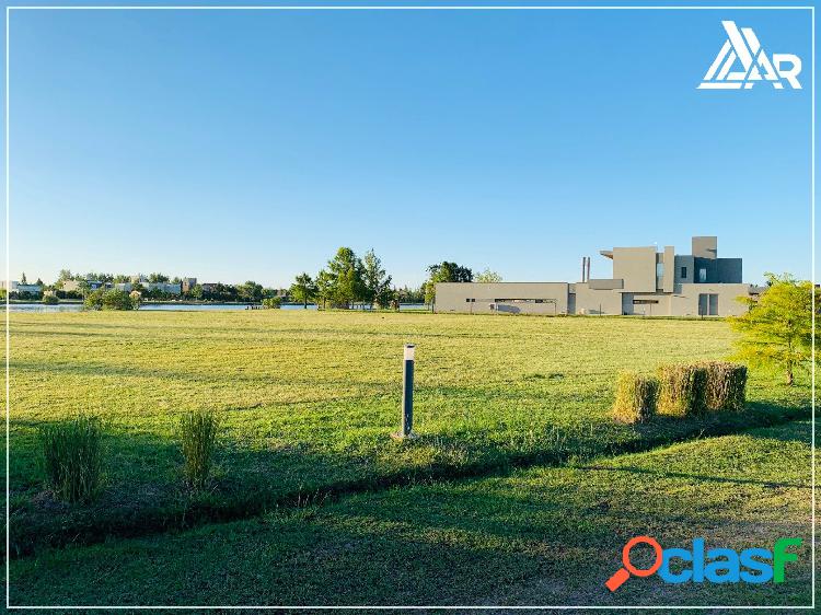 TERRENO EN PUERTO ROLDAN - BARRIO CERRADO