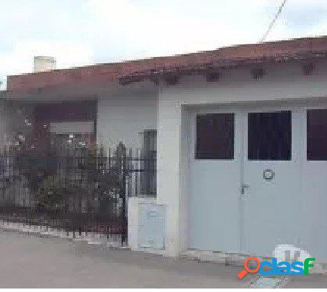 VENTA DE CASA 2 DORMITORIOS VENEZUELA 1227 BAHIA BLANCA.