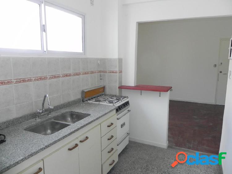 VENTA DEPARTAMENTO 3 AMBIENTES VILLA DEL PARQUE SIN EXPENSAS