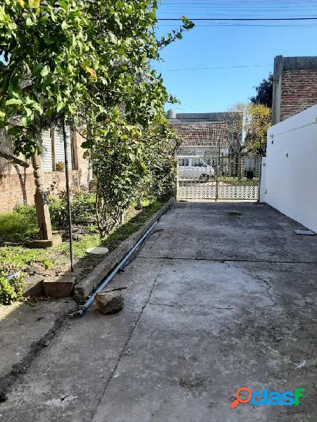 VENTA VIVIENDA CON LOCAL