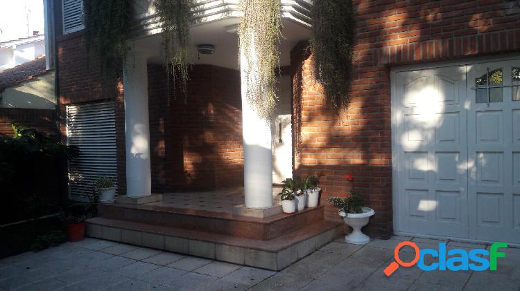 CHALET 5 AMB. ALVEAR 3200