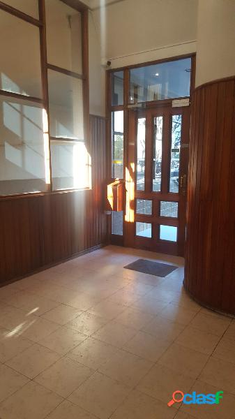 Departamento en Venta. 3 Amb. 2 Dor. 1 M2. 1 M2 Cub.