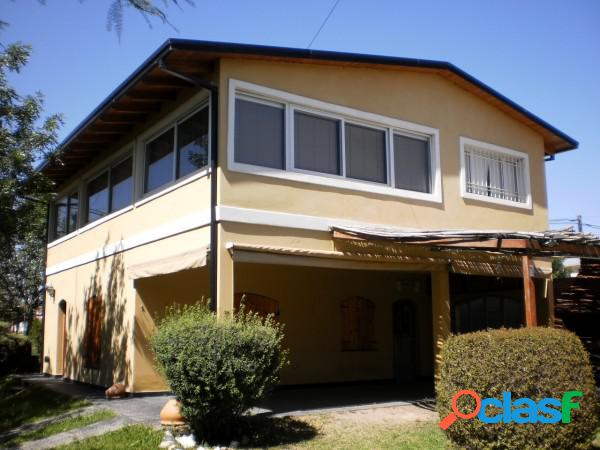 Venta excelente casa en Playas de oro