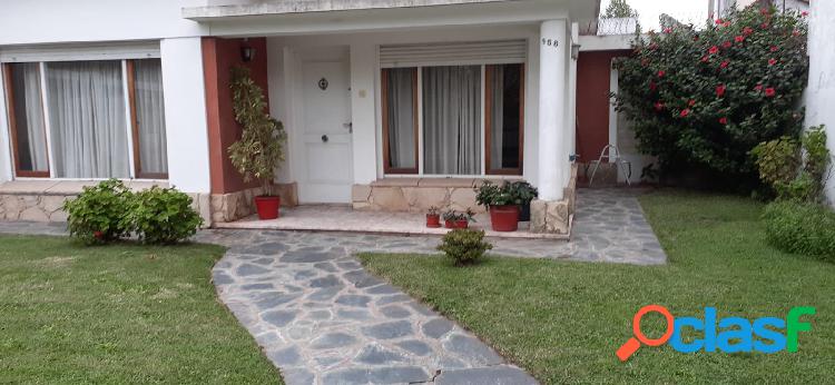 Casa en zona residencial