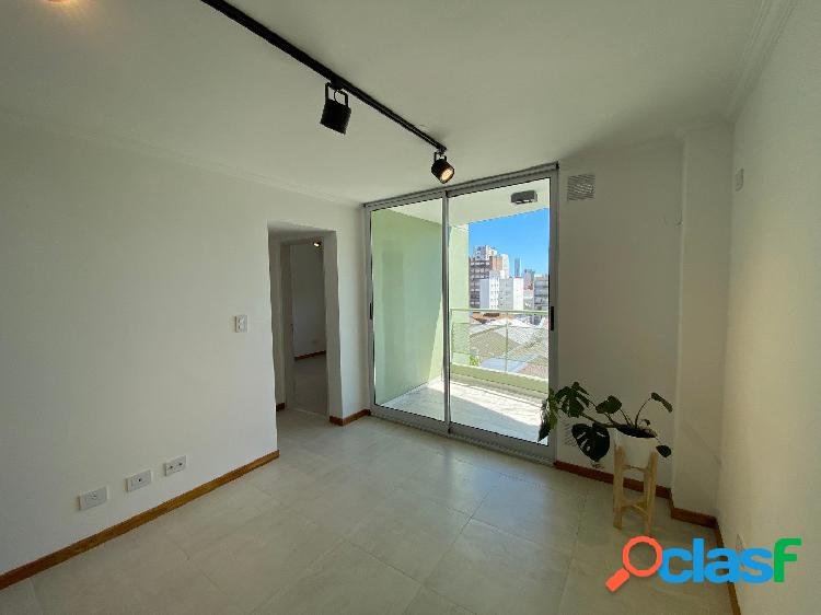 VENDO DPTO A ESTRENAR 1 DORMITORIO CON BALCON AL FRENTE Y