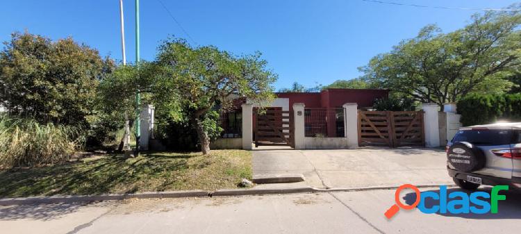 VENDO CASA EN ZONA RECIDENCIAL