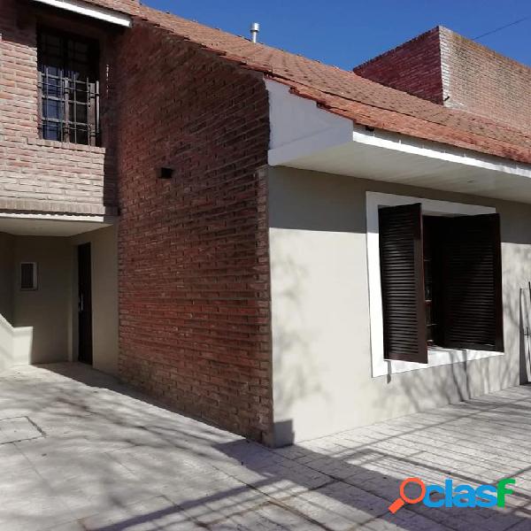 DÚPLEX - CONSTITUCION 8700