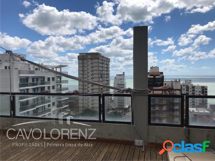 Zona Loma de Colon. Semipiso 4 ambientes con terraza y