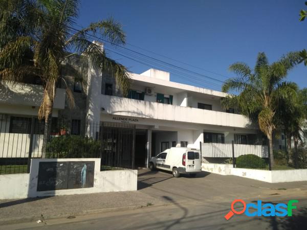 VILLA ALLENDE: DPTO P.B. 3D CON PATIO Y COCHERA