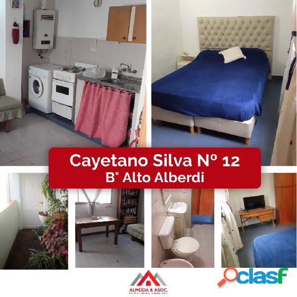 SE VENDE Departamento en Cayetano silva 12, 1° piso B°