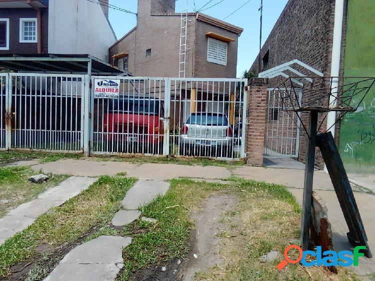 DUPLEX EN ALQUILER CARLOS HARDY 54