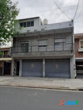PH 3 ambientes en Liniers con patio.