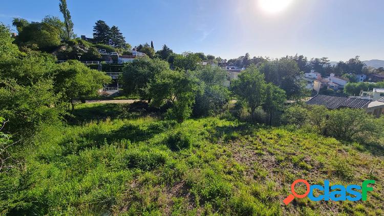 VENTA DE LOTE EN VILLA DEL LAGO - VILLA CARLOS PAZ