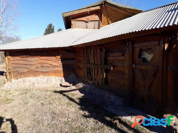 Cabaña 3 ambientes frente al lago