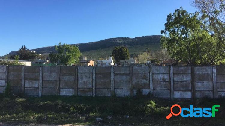Lote | 12,30mts x 25mts |