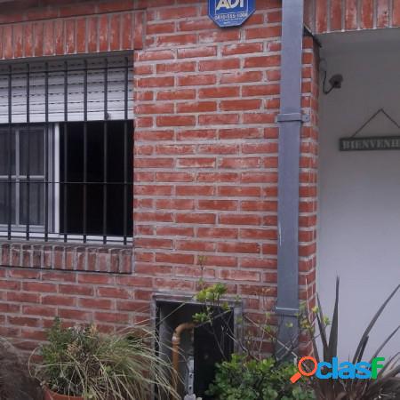 VENTA DUPLEX 3 AMBIENTES EN MORON