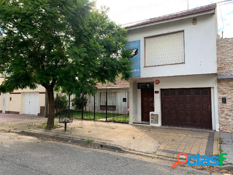 CASA EN VENTA - Calle 28 e/ 19 y 21