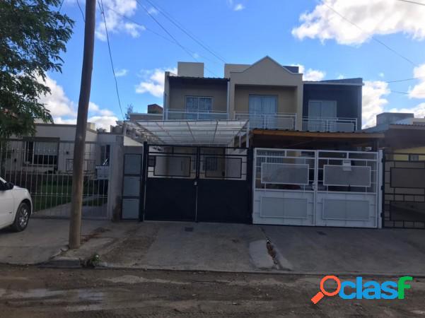 OPORTUNIDAD - Dúplex 140 M² Barrio Sur