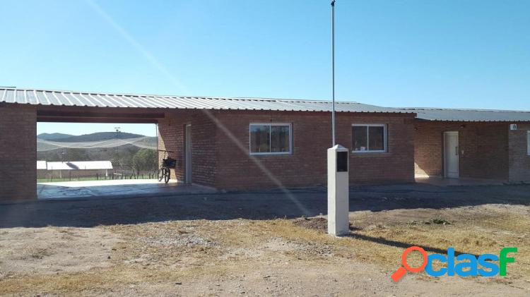 SE VENDE HERMOSA CASA