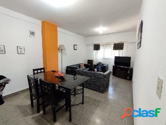 Departamento céntrico en venta de 3 dormitorios