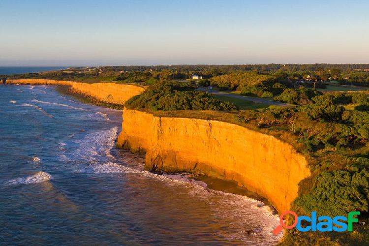 Playa Chapadmalal. A 300 metros del mar