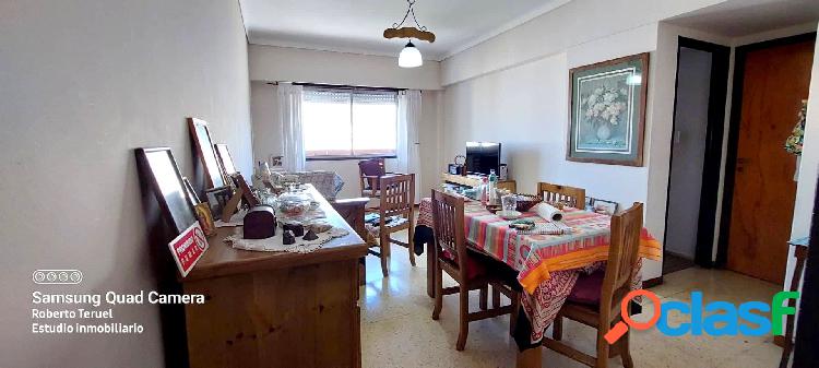 Se vende muy lindo departamento de 2 amb en excelente