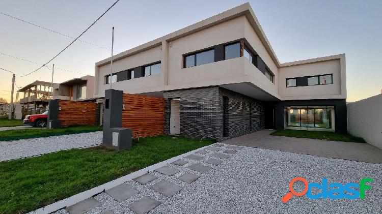 Casa en venta, Molina Campo