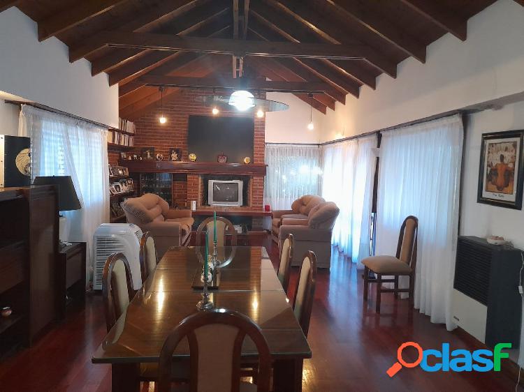 Venta Chalet - Azcuenaga 2700