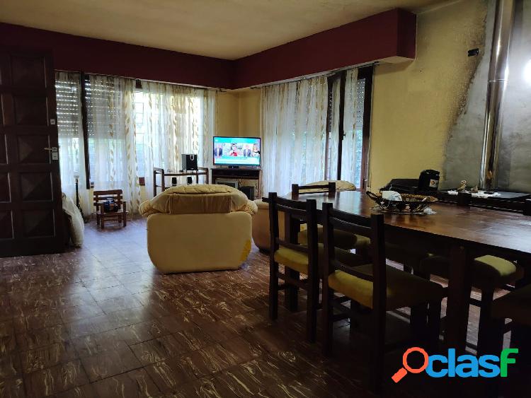 CHALET 3 AMBIENTES EN VENTA