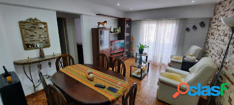 DEPARTAMENTO 3 AMBIENTES CON BALCON RECICLADO - LOS PINARES