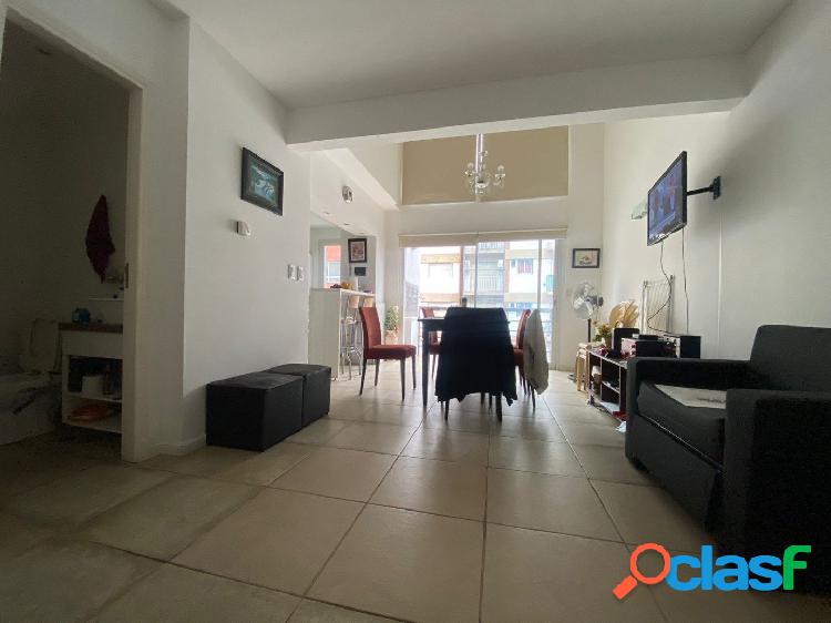 Departamento 2 ambientes con cochera en venta Mar del Plata