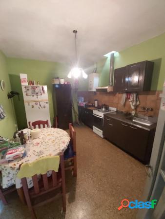 VENTA CASA DOS DORMITORIOS CON TERRENO