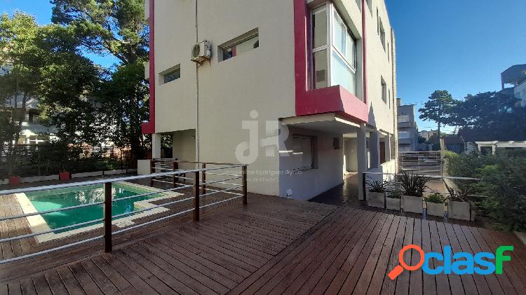 CODIGO 231 - PINAMAR - DEPARTAMENTO EN VENTA