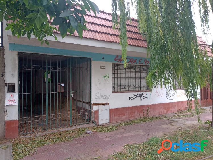 Casa a refaccionar 5 ambientes en Turdera