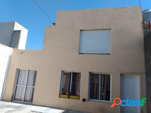 DUPLEX EN BARRIO LUJAN