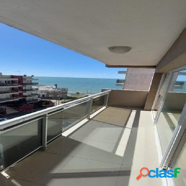 VENDE CON VISTA MAR TRES AMBIENTES CON COCHERA USD229.000