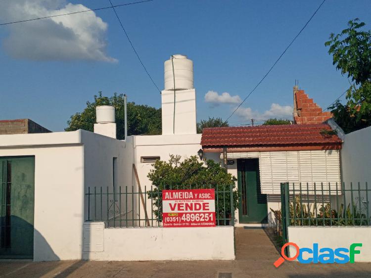 SE VENDE CASA + DEPARTAMENTO