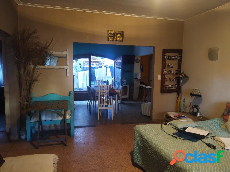 Urgencia de venta!!! Casa de 3amb.Villa Primera