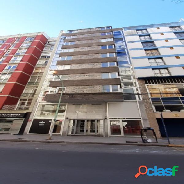 VENTA LOCAL